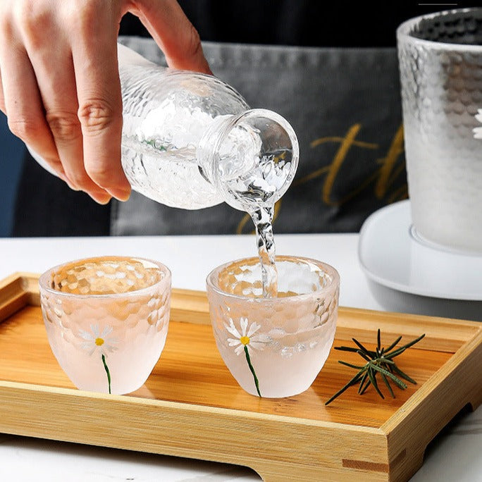 Daisy Blooms Glass Sake Set