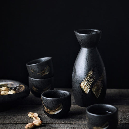 Sake Bottle and Cup Set [Golden Drawing]