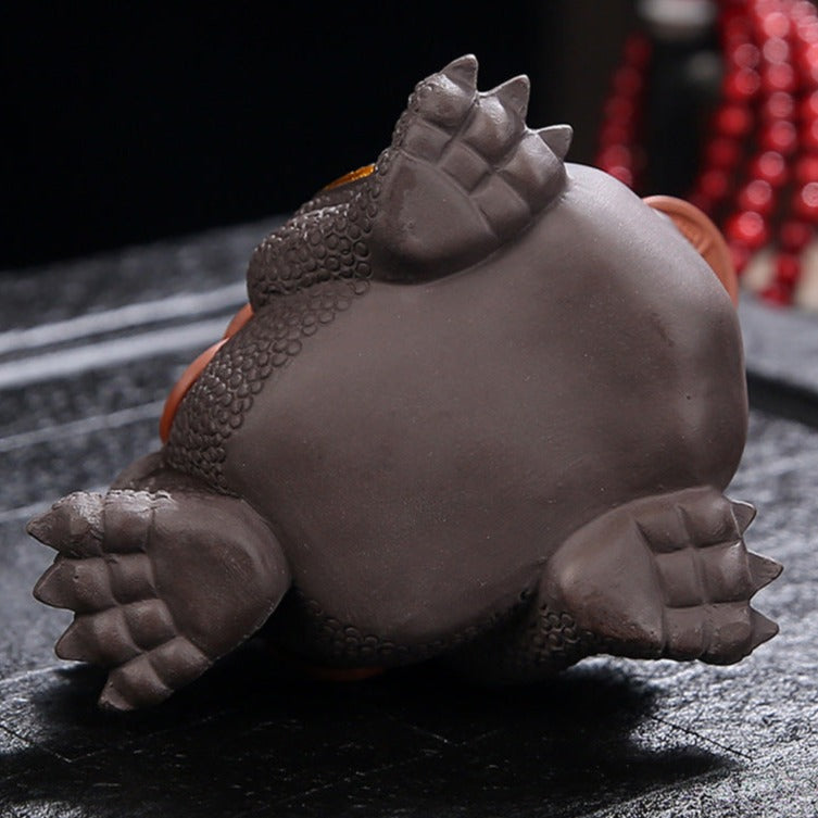 Three-legged Toad Clay Figurine Tea Pet