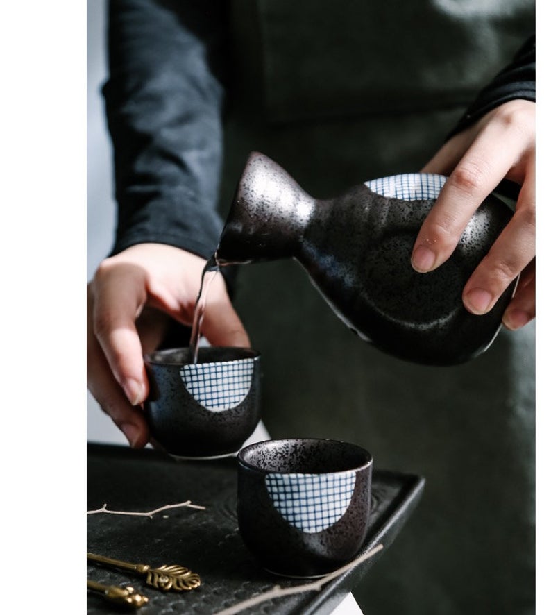 5 Piece Scroll Grass Sake Set