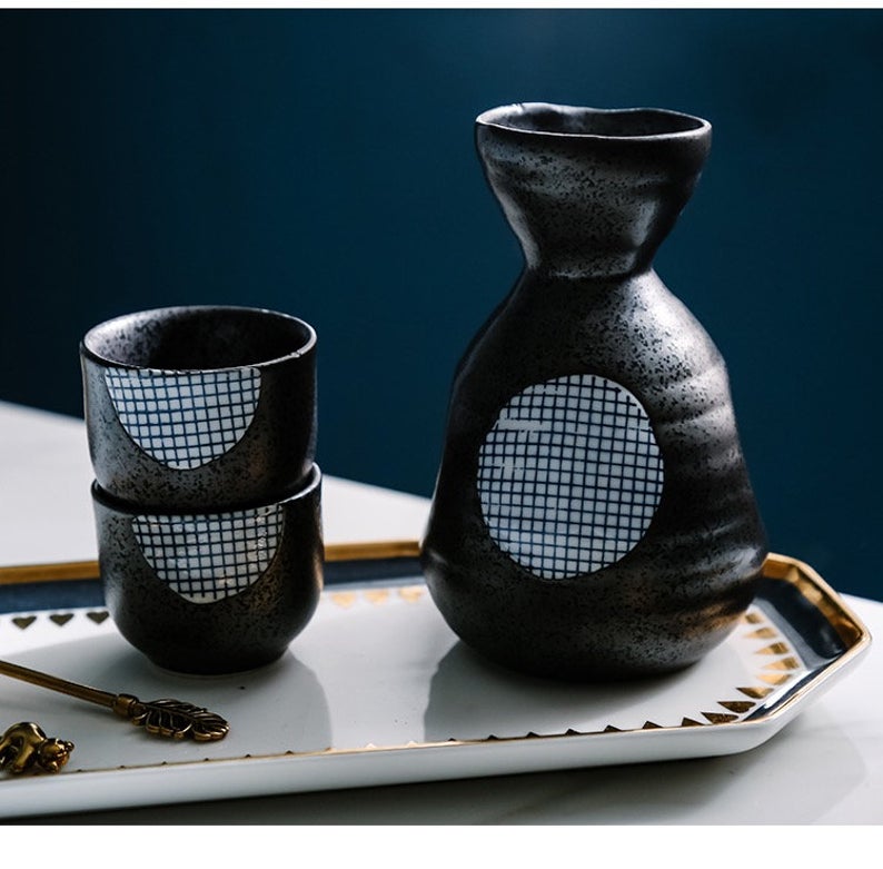 5 Piece Scroll Grass Sake Set