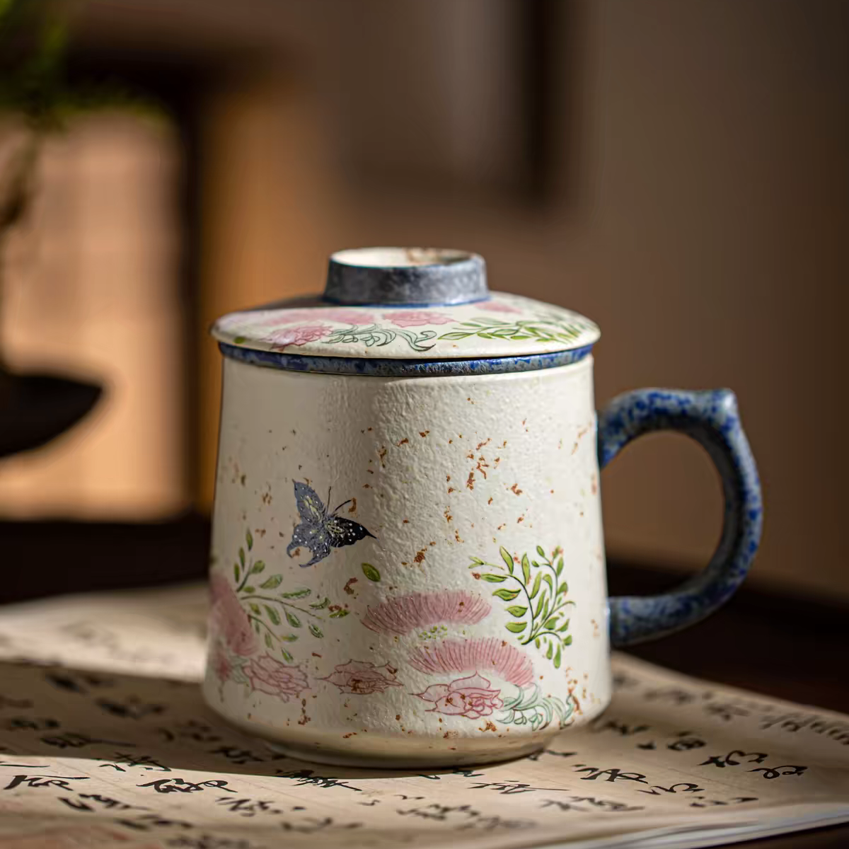 Vintage Floral Butterfly Tea Mug with Lid and Infuser