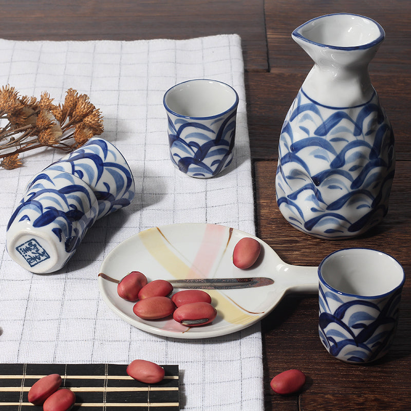 Sake Bottle and Cup Set [Blue Wave]