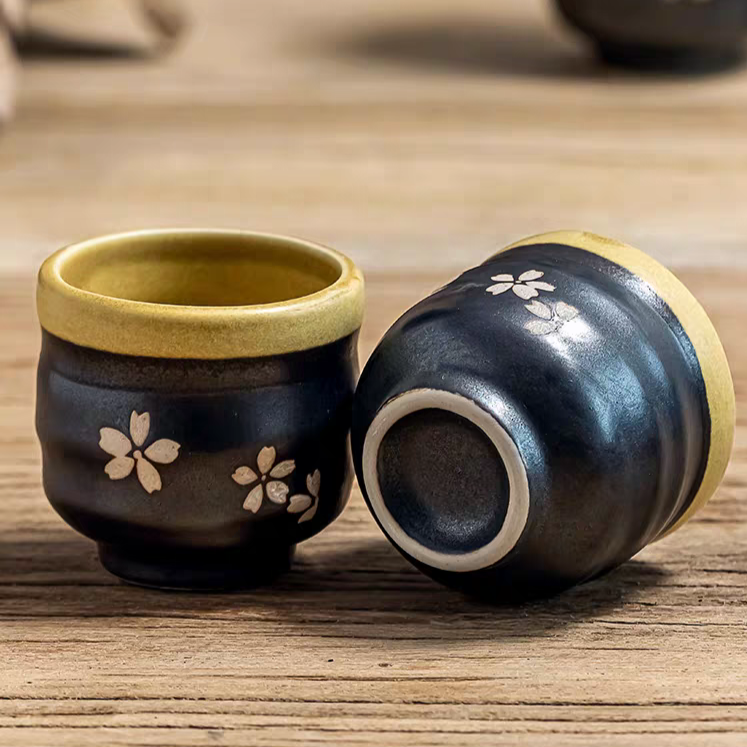 Sake Bottle and Cup Set [Hanami]