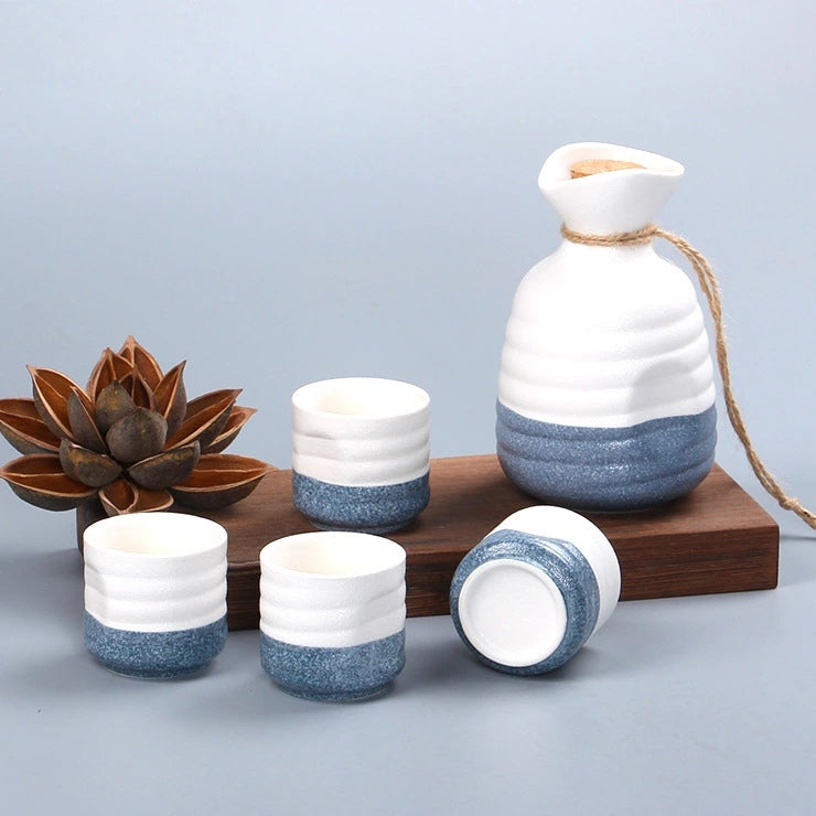Sake Bottle and Cup Set [Snow-Shape Enamel]