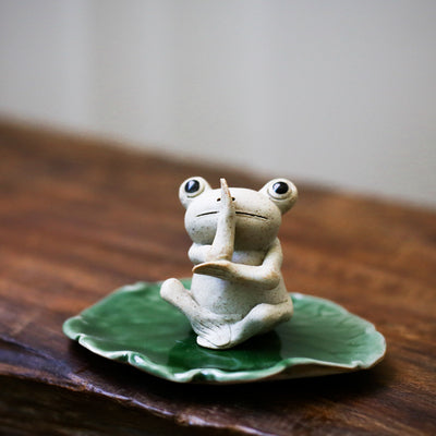 Frog Buddhist Clay Figurine Tea Pet