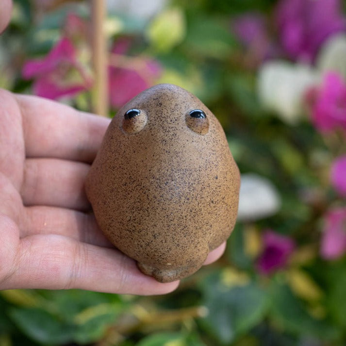 Toad Clay Figurine Tea Pet | Sake Oni